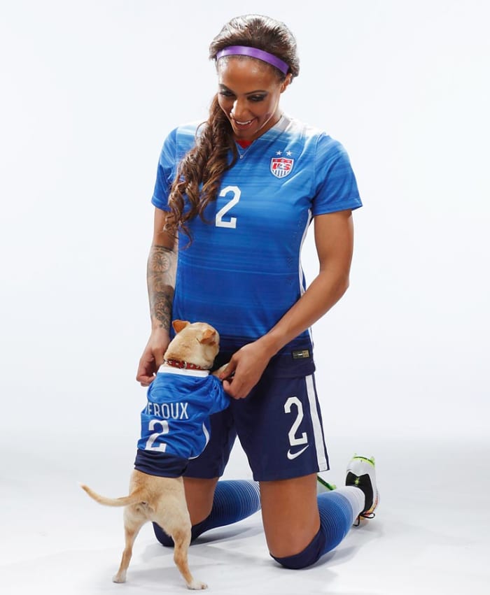 sydney-leroux-X159570_TK4_1976.jpg